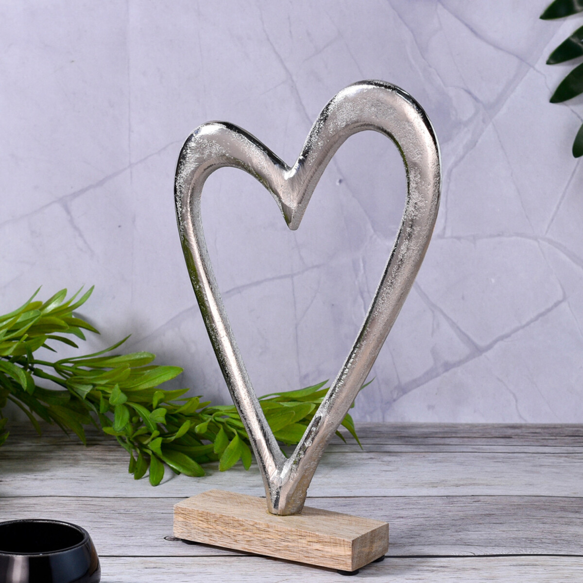 Heart-Shaped Decorative Display Stand - Silver Cupid -12-
