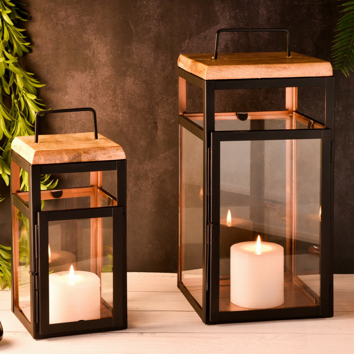 Set of 2 Scandinavian-style balcony and garden lanterns, Vej