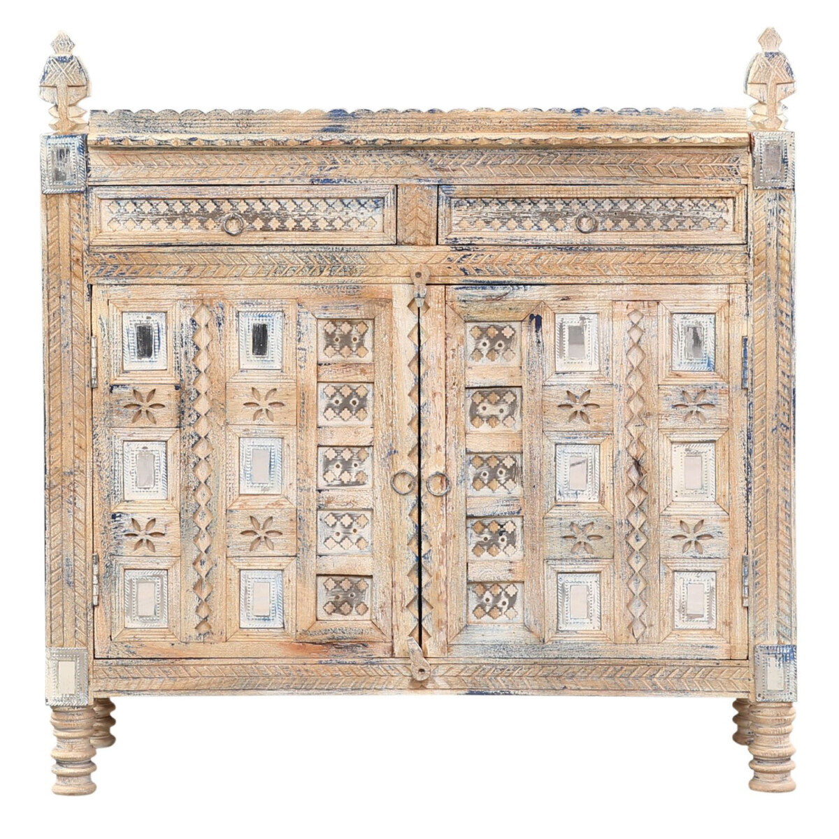 Vintage Furniture: Chest of Drawers, Sideboard, Nightstand &